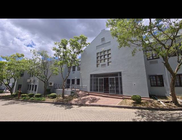 INDUSTRIAL PROPERTY TO RENT IN HALFWAY HOUSE